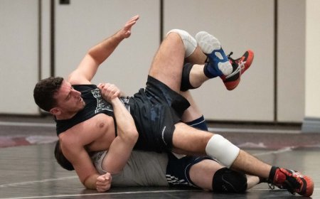 PHOTOS: Sin City Classic’s sweatiest bro-ments