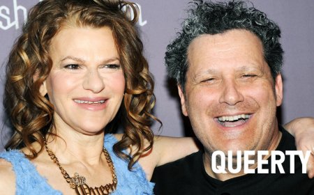 Isaac Mizrahi officially doesn’t give AF anymore: “I’m learning to love the ugly, horrible photographs of myself”