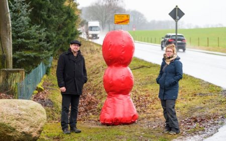 Roadside artworks can slow down speeding drivers, German study finds