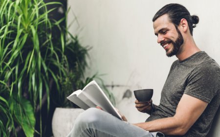 13 essential LGBTQ+ books to accompany your travels