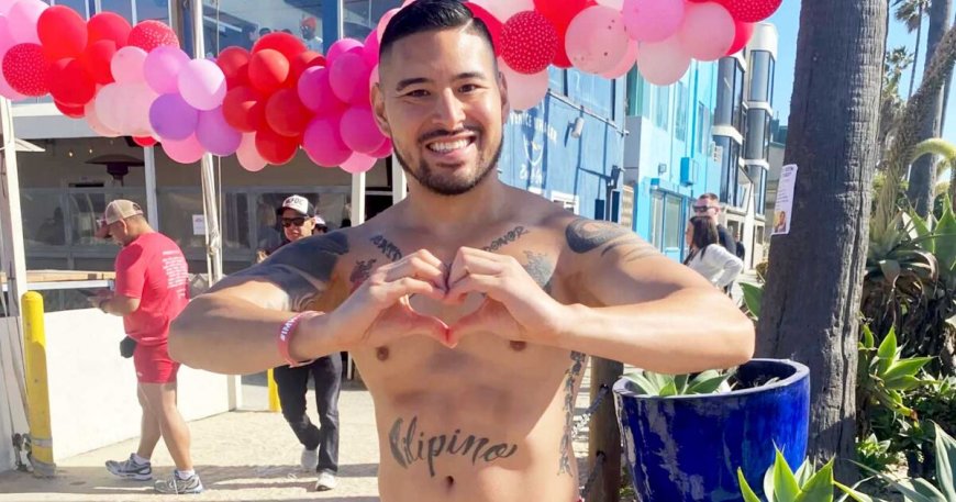 PHOTOS: Cupid’s Undie Run strips down and spreads the love in Venice Beach