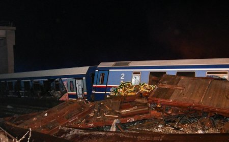 Toll Hits 32 Dead, 85 Injured in Head-On Train Wreck