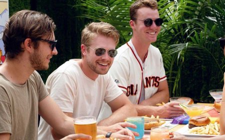 ‘Norm!’ – 9 gay bars where everybody knows your name