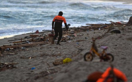 Bodies of Migrants, Mostly Children, Wash Ashore in Italy
