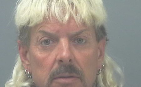 ‘Tiger King’ Joe Exotic Announces His Run For President From Behind Bars