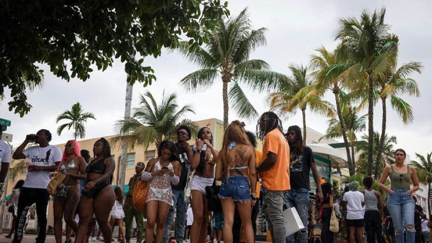 Despite 2 Fatal Shootings Miami Beach Rejects Spring Break Curfew
