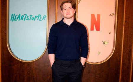 Kit Connor Takes Home Award, Dishes on ‘Heartstopper’ Popularity