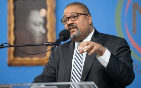 Manhattan DA Alvin Bragg Bombarded With Racist And Antisemitic Death Threats After Donald Trump Indictment