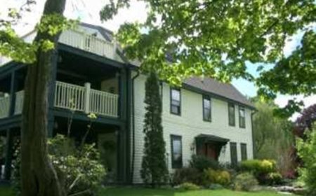 Captain Grant’s 1754 – Connecticut Gay Friendly B&B