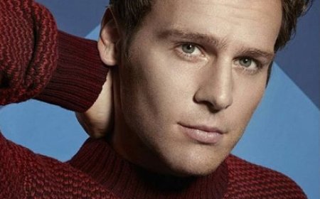 Jonathan Groff joins the Doctor Who cast