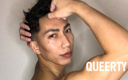 This sexy gaymer is an expert at ‘Elden Ring’, ‘Hades’, and flaunting his ripped body