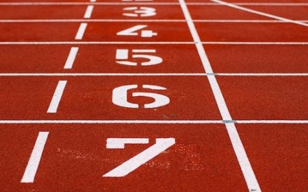 Child With Two Mothers Left Sobbing After Couple At Student Track Event Accuse Her Of Being Transgender