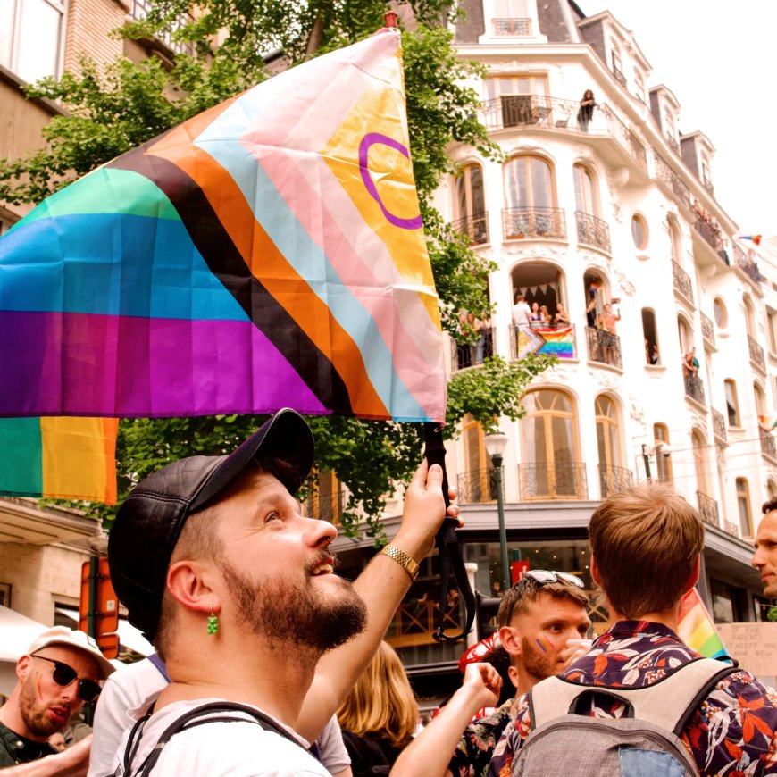 How to Be a Good LGBTQ+ Ally? 7 Tips for Supporters of the Queer Community