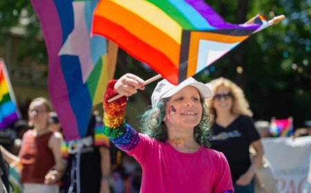 ‘We all stand together’: Sacramento Jewish and LGBTQ+ communities show solidarity amid hate