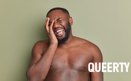 Gay guys share the funniest things that have happened mid-hookup