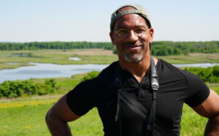 ‘Extraordinary Birder’ Christian Cooper spreads his wings in the spotlight