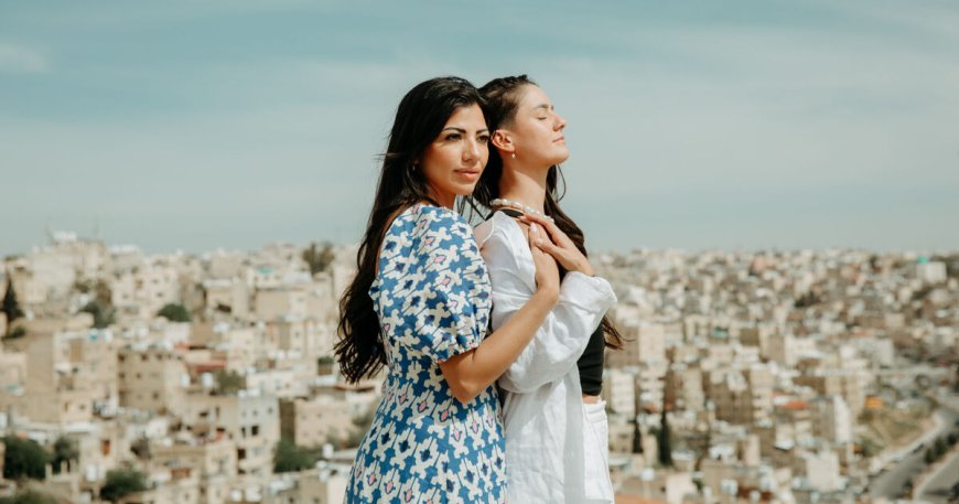 Sapphic power couple wants to help queer women travel the world safely