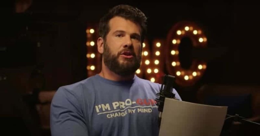 Right-wing Podcast Star Steven Crowder Sent D— Pics and Exchanged Drugs in Workplace, Ex-staffers Claim