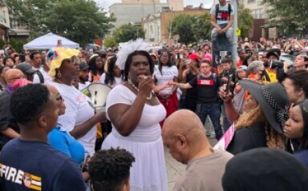 Hundreds gather at Brooklyn gas station to remember O’Shae Sibley