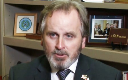 ACLU Sues To Block Texas Law Against Drag Shows