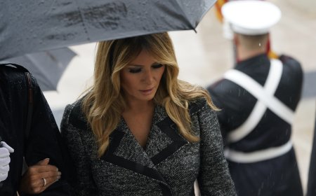 Melania allegedly wrote a ton of sh*t-talking emails about her husband & now prosecutors want to see them