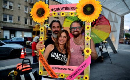 Gays Against Guns, parents of Parkland victim meet at NYC AIDS Memorial