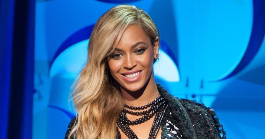 Beyoncé Requires Extra Toilet Seats Be Shipped With Her on Tour So She Never Has to Use a Public One: Report