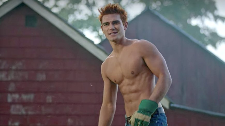 ‘Riverdale’ said goodbye in the queerest, horniest way possible and the internet is absolutely shook