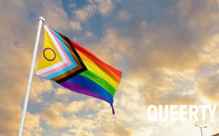 This queer Redditor found a colorful solution to their mom’s Pride flag ban