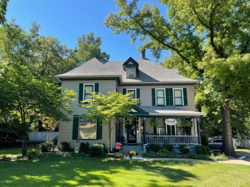 Loganberry Inn – Historic Central Missouri Gay Friendly Bed and Breakfast