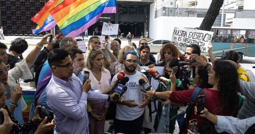 Venezuela Gay Club Raided and 33 Men Arrested While Being 'Mocked' by Police