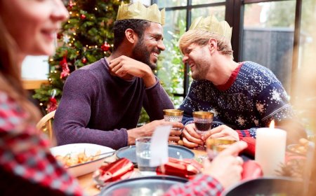 Out’s Deal Guide: Save on Hosting Essentials for Holiday Parties!