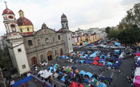 Historic Mexico church becomes capital’s largest shelter for weary migrants