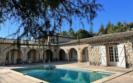 La Connexion – Cote d’Azur Gay Resort