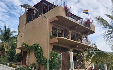 Casa Arcoiris Zihuatanejo – Guerrero Gay B&B