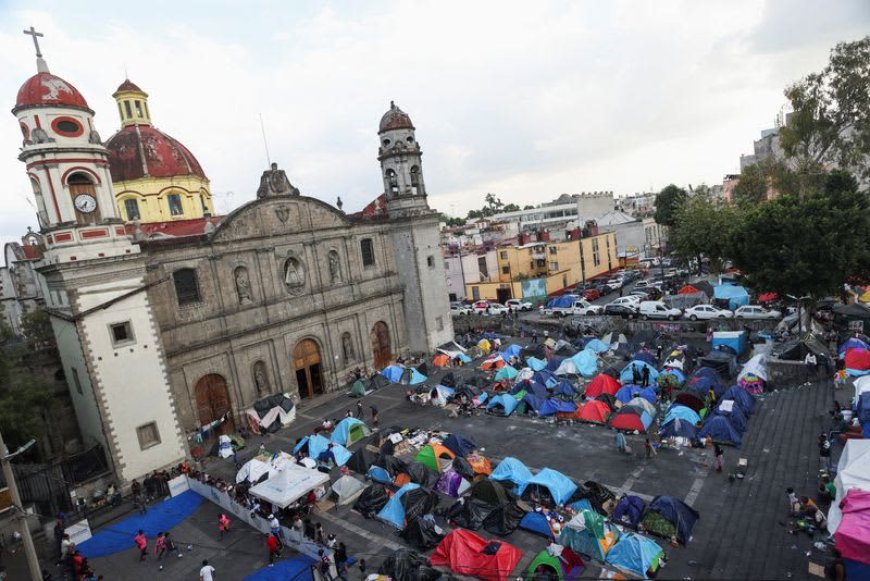 Historic Mexico church becomes capital’s largest shelter for weary migrants