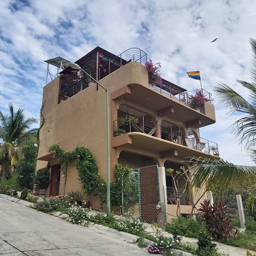 Casa Arcoiris Zihuatanejo – Guerrero Gay B&B