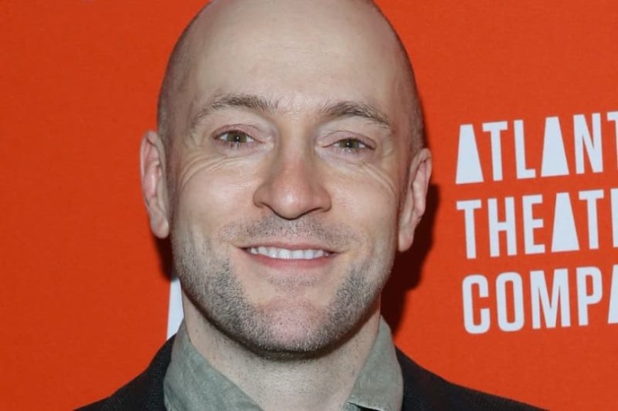 Illusionist Derren Brown’s love life and religion after trying to ‘train himself out of being gay’