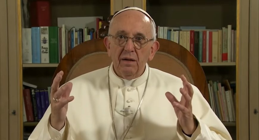 Pope Francis Doubles-Down On Blessing Gay Couples