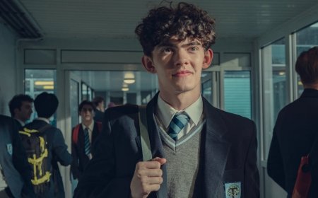 Joe Locke Shares Advice on Coming Out: “Just Be You”