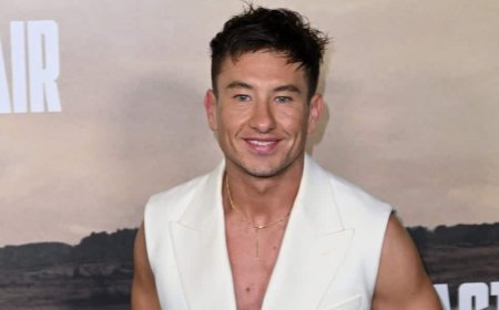 Barry Keoghan Is Naked … Again