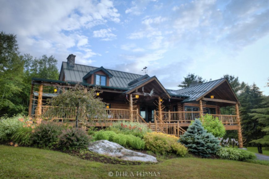 Moose Meadow Lodge & Treehouse – Vermont Gay B&B