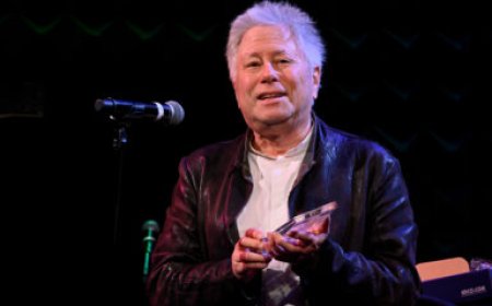 Alan Menken receives Howard Ashman Award at GMHC fundraiser