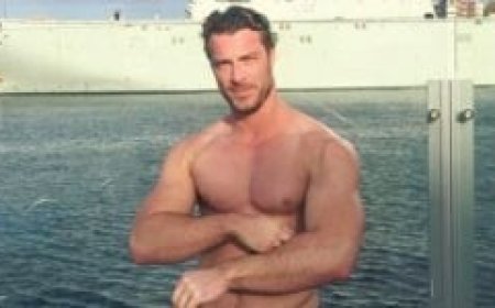 Ryan Faucett: Celebrity Instahottie