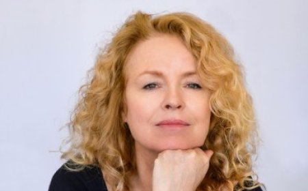 Lesbian director Patricia Rozema reflects on her filmmaking work