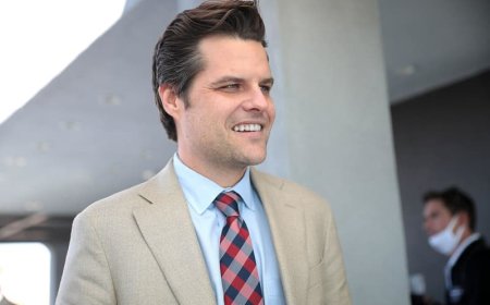 ‘Matt sent this to me, and you’re missing out’: Gaetz allegedly showed nude pics to colleagues
