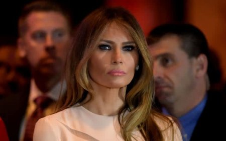 Melania Trump takes part in campaign event that barely drowns out hotel lobby muzak