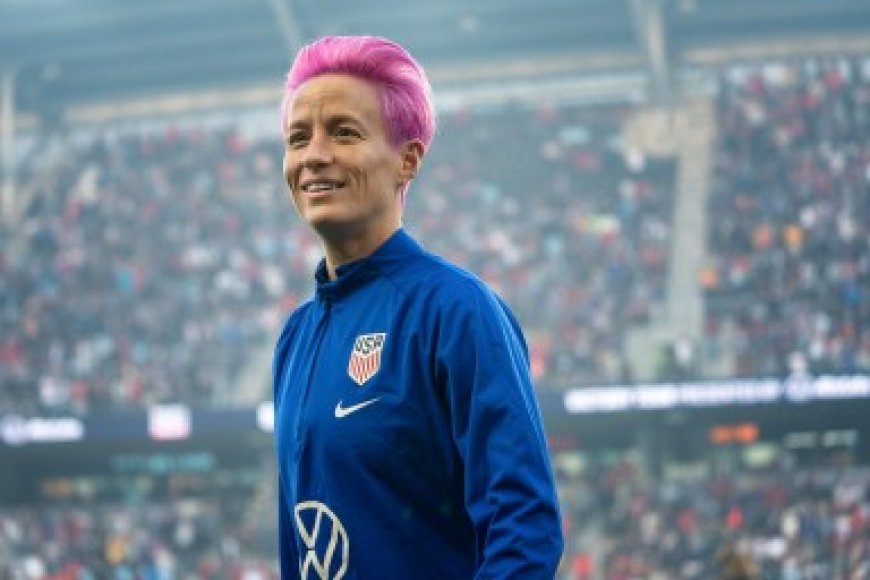 Hundreds of athletes, academics, and groups tell NCAA to support trans ...