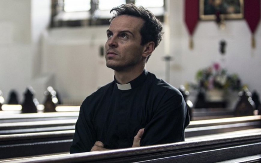 All of Us Strangers star Andrew Scott has a message for people rewatching Fleabag