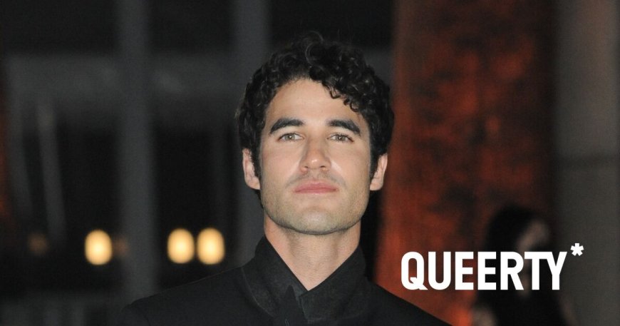 Darren Criss says he’s “culturally queer” & playing gay on ‘Glee’ was a “privilege”